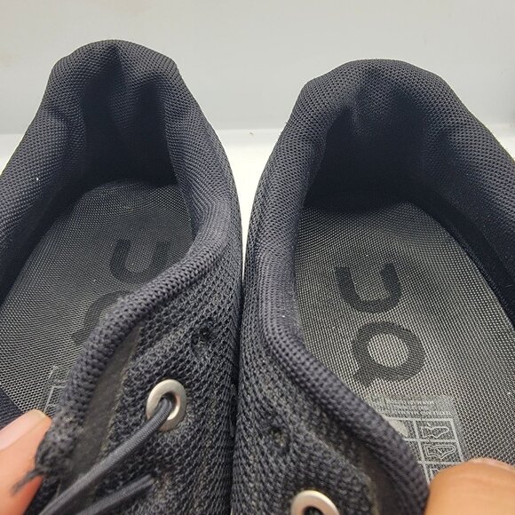 On Cloud 5 Mens 11 Black Athletic Shoes Running Walking Comfort Casual Outdoors - Picture 9 of 14